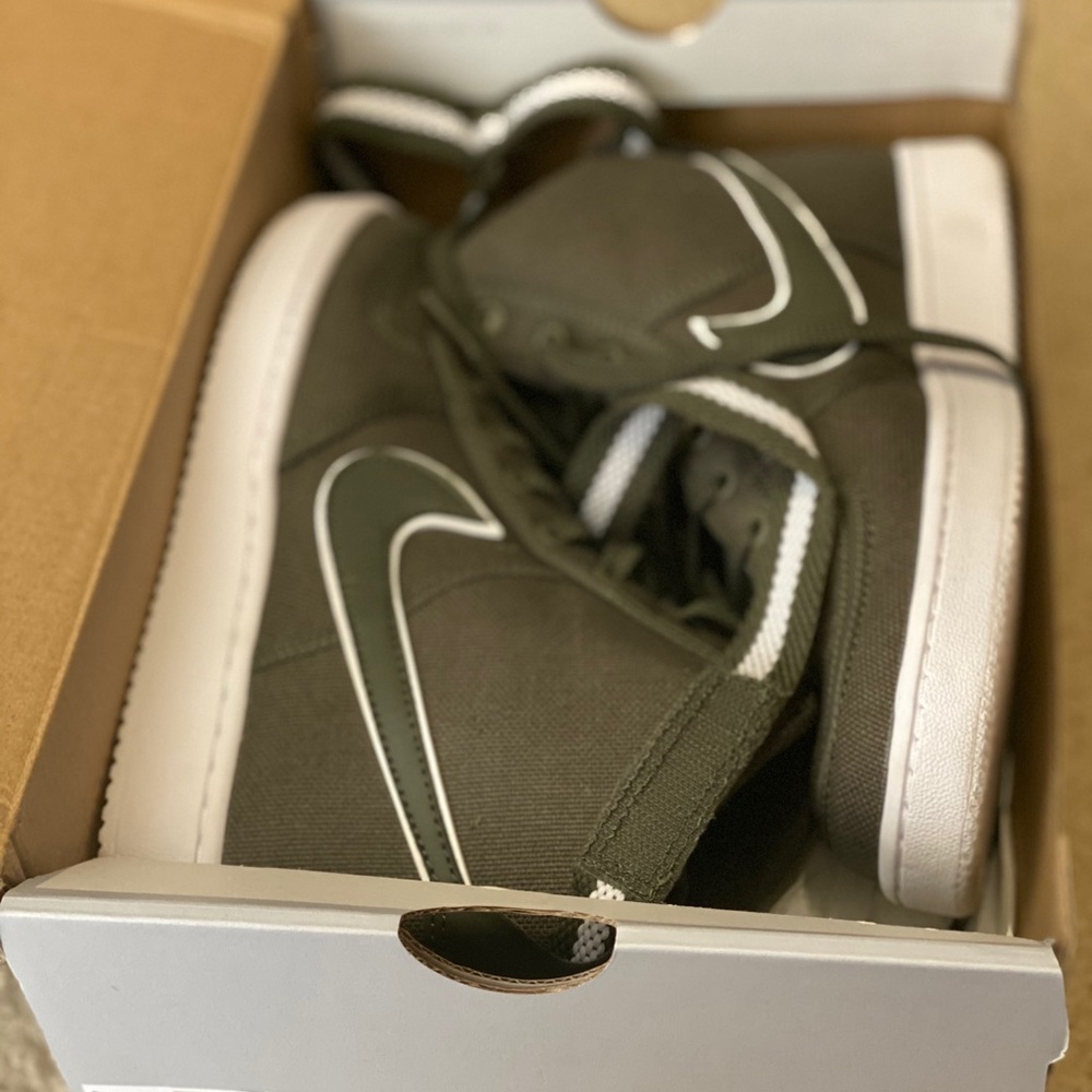 Nike Air Force